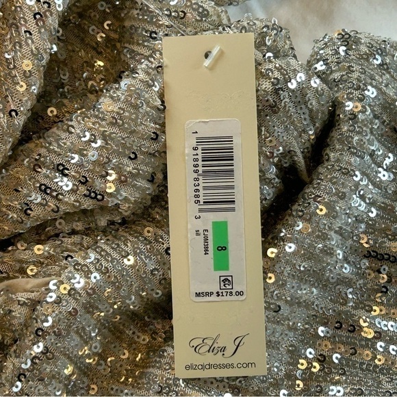 Eliza J Silver Sequined Dress - Picture 14 of 15